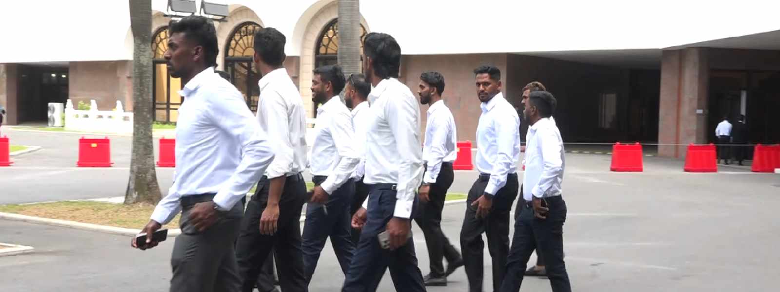 ක්‍රිකට් ක්‍රීඩකයන්ගේ අත්තිකාරම් ආදායම්බදු තීන්දුව